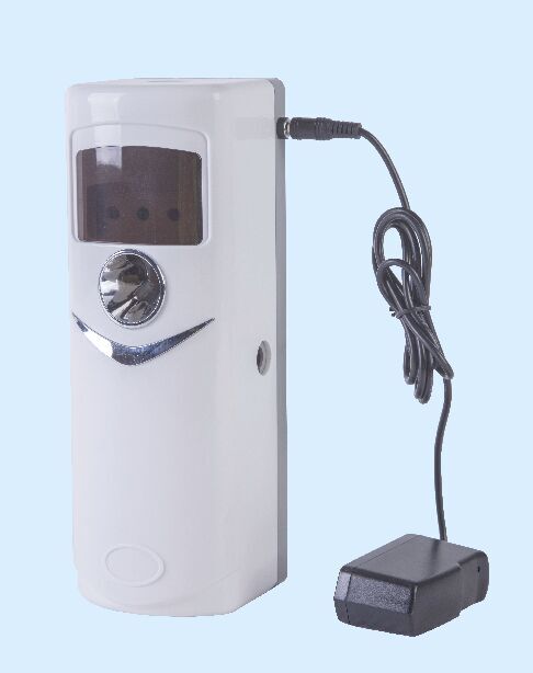 Auto aerosol dispenser with Plug CY744P